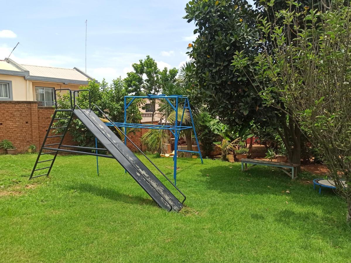 Chez Jeanne Auberge Talata-maty Exterior photo